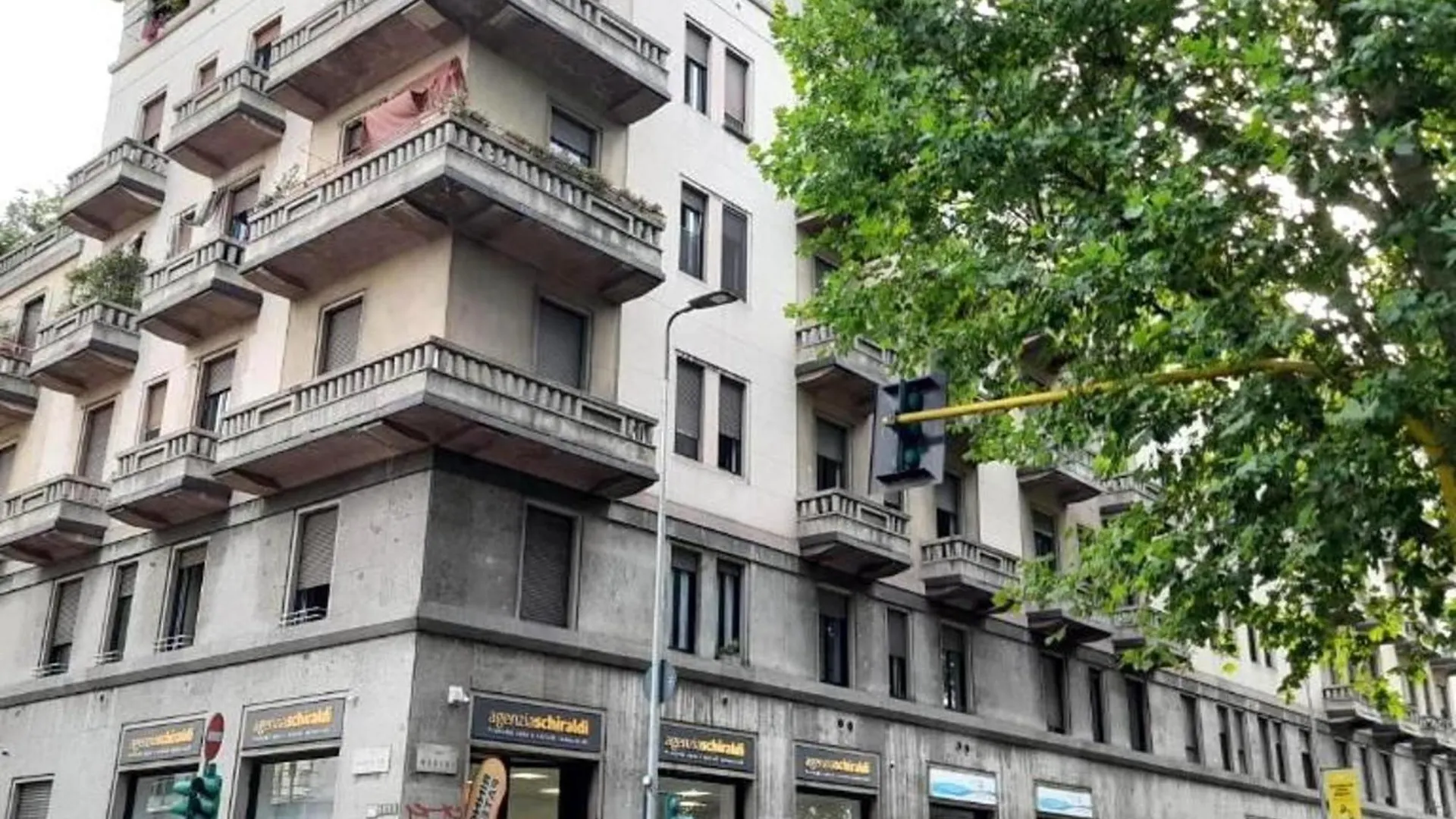 Marche91 - Modern Apartment In Isola Area Milão Itália